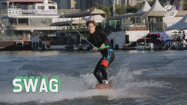 [GOT7’s Hard Carry] As beautiful as LA beach! Mark’s Extreme sports in Seoul, Han River Ep.5 Part 8